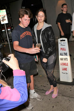 Lana Del Rey dines with friends at Craig s