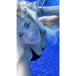 Celebrity Selfies