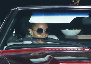 Jaden and Willow Smith treat their mother Jada Pinkett Smith and grandmother Adrienne Banfield Jones to a Mother s Day dinner at Nobu in Malibu.