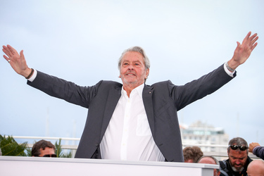 Alain Delon Palme D Or D Honneur Photocall The 72nd Annual Cannes Film Festival