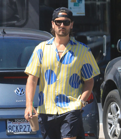Kourtney Kardashian And Scott Disick Reunite Over Coffee In Malibu