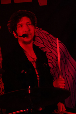 Star Circus performing at The Beaverwood Club