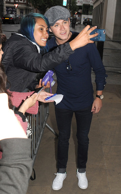 Niall Horan meets and greets young female fans