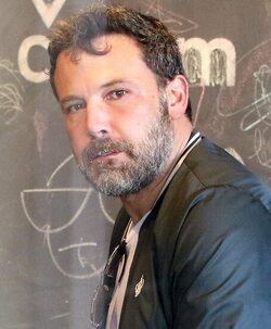 Ben Affleck picked up daughter Seraphina from school and the pair stopped for an ice cream cone in Brentwood.