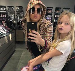 Jessica Simpson with daughter