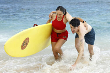 TV series Rescue HI Surf Season 1 Episode 13 Depth Charge