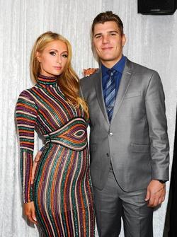 Paris Hilton Chris Zylka