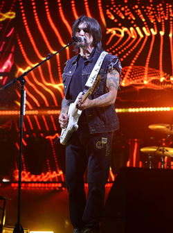 Juanes in concert