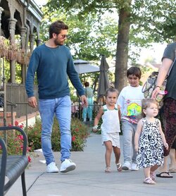 Scott Disick Finally Back On Daddy Duty Scott Disick Finally Back On Daddy Duty