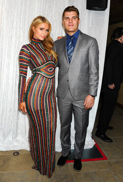 Paris Hilton Chris Zylka