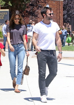 Alessandra Ambrosio And Partner Jamie Mazur Step Out With Daughter Anja 23 