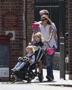 Princess Madeleine with her Kids Princess Madeleine with her Kids
