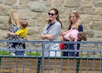 Jennifer Garner goes to church Jennifer Garner goes to church