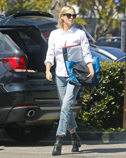 Charlize Theron Goes Grocery Shopping at Whole Foods