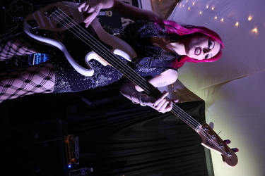 Star Circus performing at The Beaverwood Club