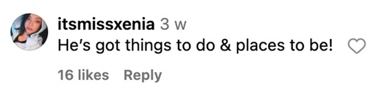 Owl be damned Diva bird wearing skinny jeans and boots captured WALKING on snow Owl be damned Diva bird wearing skinny jeans and boots captured WALKING on snow