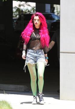 Bella Thorne Rocks Hot Pink Hair After Revealing Scott Disick Drinks Alot Bella Thorne Rocks Hot Pink Hair After Revealing Scott Disick Drinks Alot