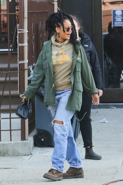 Rihanna doing a reshoot of Ocean s Eight