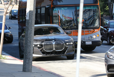 Ben Affleck Enjoys A Smoke After JLo Files For Divorce Ben Affleck Enjoys A Smoke After JLo Files For Divorce