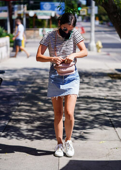 Lucy Hale Hops out of her car Looking Cute Lucy Hale Hops out of her car Looking Cute