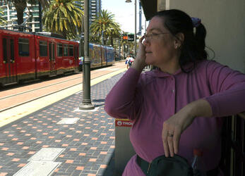 I CHOO CHOO CHOOSE YOU WOMAN CLAIMS SHE MARRIED A TRAIN STATION AFTER 36 YEARS IN LOVE