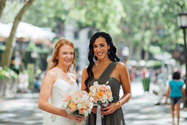 A RE MARKLE ABLE RESEMBLANCE MEET THE STUNNING POKER PLAYER WHO IS DEAD RINGER FOR MEGHAN MARKLE