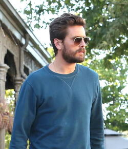 Scott Disick Finally Back On Daddy Duty Scott Disick Finally Back On Daddy Duty