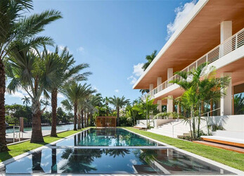 DJ and social media star Gianluca Vacchi has just bought this waterfront home in Miami Beach Florida for 24.5 million.