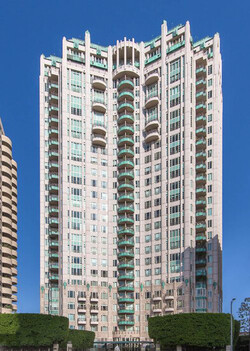 Kendall Jenner has listed her L.A. high rise apartment for 1.6 million. Located in the Wilshire corridor.