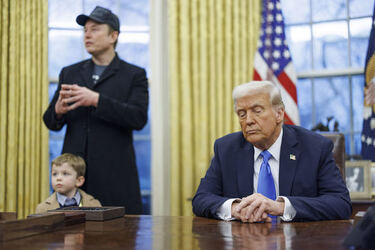 US President Trump Meets with Elon Musk in Oval Office