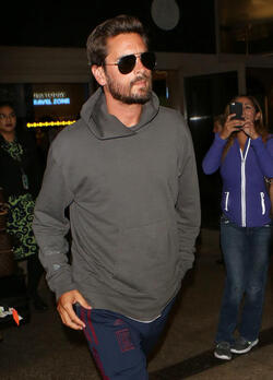 Scott Disick coming back from Cannes as if nothing happened Scott Disick coming back from Cannes as if nothing happened