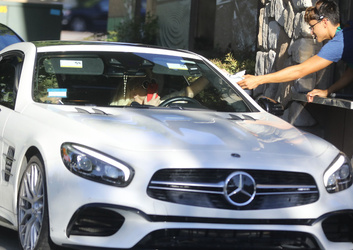 Britney Spears goes through drive through with new boyfriend Britney Spears goes through drive through with new boyfriend