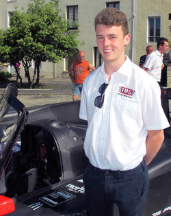 SCHOOL BOY RACES LE MANS