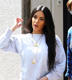 Kim Kardashian Back At Work With Kourtney After Bahamas Vacation Kim Kardashian Back At Work With Kourtney After Bahamas Vacation