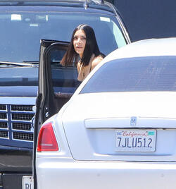 Kim Kardashian shows off her famous derriere in sweatpants