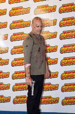 Bruce Willis lookalike at Comic Con Colombia Bruce Willis lookalike at Comic Con Colombia