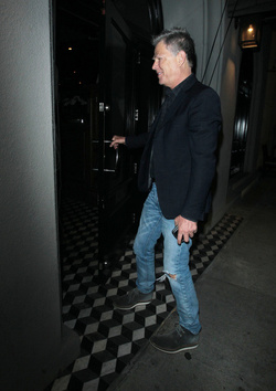 David Foster looks drunk in Hollywood