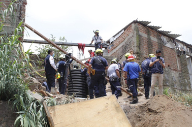 Treasure Hunter Dies In Hole For Fortune Teller Loot