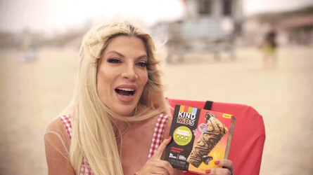 Kristin Cavallari Tori Spelling star in new advert for KIND Snacks 