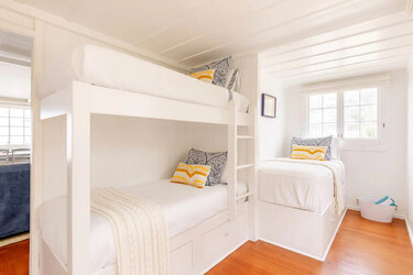 Ashton Kutcher and Mila Kunis beach home Ashton Kutcher and Mila Kunis beach home