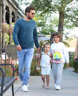 Scott Disick Finally Back On Daddy Duty Scott Disick Finally Back On Daddy Duty