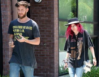 Bella Thorne Out With A Mystery Man After Explosive Relationship With Scott Disick Bella Thorne Out With A Mystery Man After Explosive Relationship With Scott Disick
