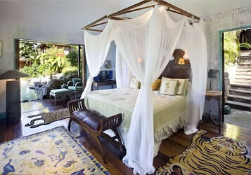 OLD MANSION OF DAVID BOWIE IN THE CARIBBEAN OLD MANSION OF DAVID BOWIE IN THE CARIBBEAN