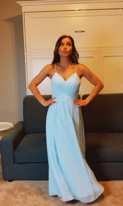 Serial Bridesmaid Dubbed Real Life 27 Dresses After Being A Bridesmaid 14 Times