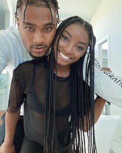 Celebrity Selfies