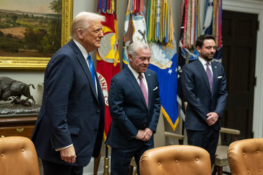 Non Exclusive Donald Trump hosts an expanded bilateral meeting Non Exclusive Donald Trump hosts an expanded bilateral meeting