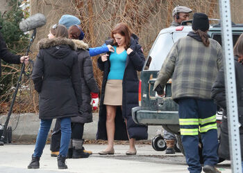 EXCLUSIVE Jessica Chastain Wraps up in a Cashmere Scarf on the Set of Molly s Game.