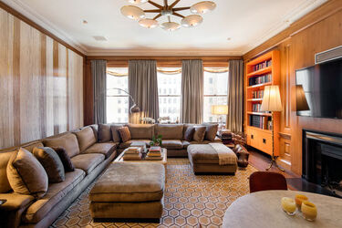 Jackie Kennedy NYC apartment