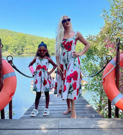 Khloé Kardashian and Daughter True Twin in Matching Dolce Gabbana Dresses on Italian Vacation