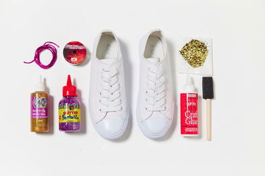 Fashion Beauty August 2016 DIY Time glitter kicks Fashion Beauty August 2016 DIY Time glitter kicks